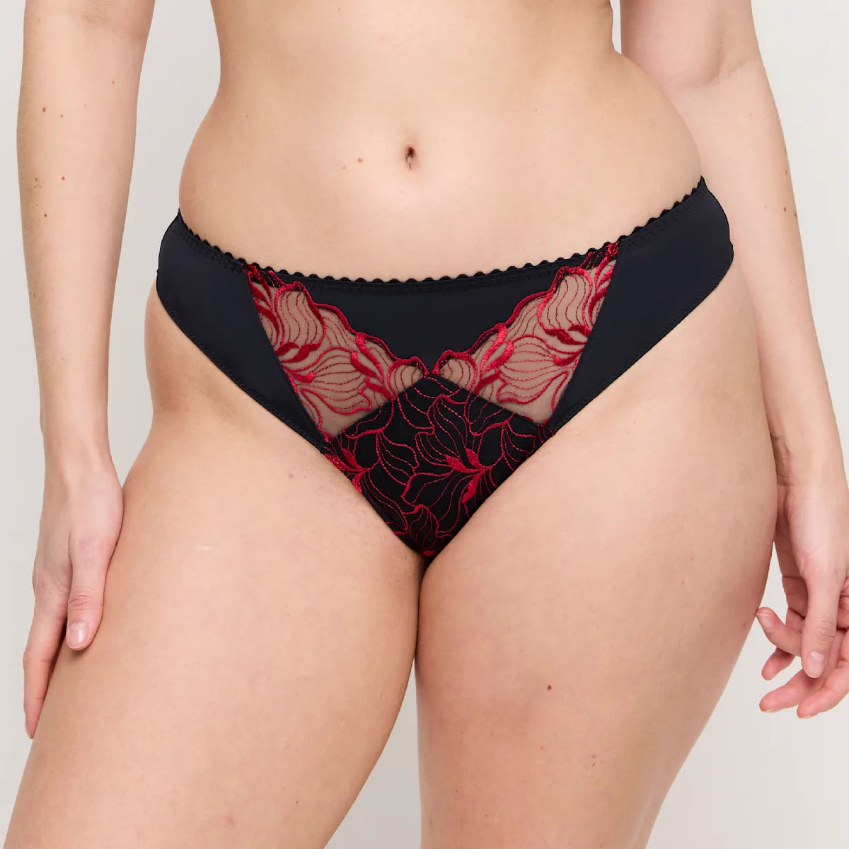 String Springdale 663470BOS