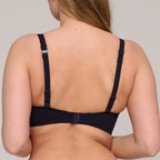 Halbunterlegtes Bikini-Oberteil tief Pinner 4013019